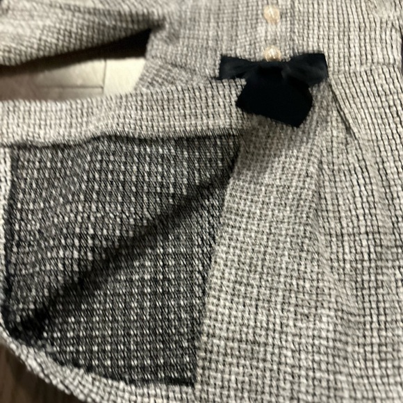 Chic Black and White Kids Coat with Bow - Picture 8 of 9